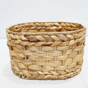 Cesta de Almacenamiento Rústica Tejida de Jacinto de Agua, Contenedor Organizador Ovalado Natural Ecológico para Ropa Sucia - Product Image 1