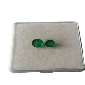 Pierre précieuse émeraude naturelle en vrac, taille brillante, couleur verte, qualité AAA, origine Zambie, fabrication de bijoux, certifiée IGI NARNOLI IMPEX - Product Image 1