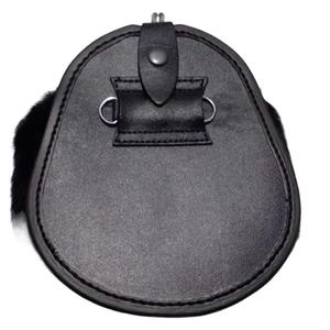 Kilt écossais complet avec sporran, doté d'un corps en fourrure et d'un cantle décoratif à nœud celtique - Product Image 3