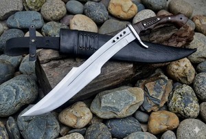 Cuchillo Bowie de 24 Pulgadas con Mango de Madera, Hoja de Acero con Alto Contenido de Carbono, Diseño de Punta Caída, Grado Industrial, Uso en Exteriores, OEM Disponible, 3 Años de Garantía - Product Image 5