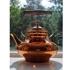 Bouilloire à thé en cuivre faite à la main, ronde avec couvercle, style vintage, pot à eau en métal pour café et thé - Product Image 1