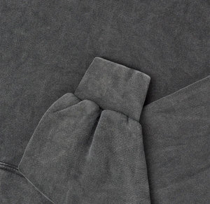 Sweat à capuche personnalisé pour femme en molleton de coton, coupe oversize, avec poche kangourou et poignets côtelés, style streetwear décontracté et personnalisé - Product Image 6