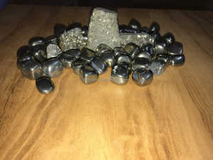 Pierres de pyrite de quartz naturel de haute qualité Feng Shui et Love Style approvisionnement en gros en vrac pour la guérison des pierres précieuses en cristal - Product Image 3