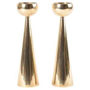 Porte-bougie conique en laiton de haute qualité, design vintage moderne, pour une décoration élégante de la maison et des centres de table de mariage, en vente - Product Image 2