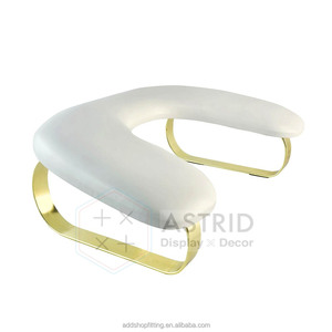 Nail Art Hand Stand Holder Nail Hand Rest Pillow Cojín en forma de U Manicure Soft PU Leather Modern - Product Image 3