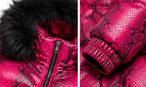 Chaqueta Acolchada de Cuero Auténtico Tejido con Estampado de Serpiente Rosa, Acabado Personalizado, con Capucha de Piel, Cierre de Cremallera y Forro de Satén para Invierno - Product Image 6