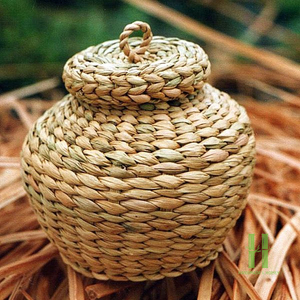 Must-Having Eco-Friendly Paper Wicker Storage Box with Lid Organizer Handmade Natural Rattan Fiber Storage Basket - Product Image 3