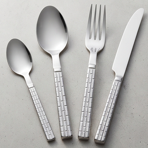 Juego de cubiertos modernos de acero inoxidable con mango texturizado, apto para lavavajillas, para uso doméstico y para bodas. - Product Image 1