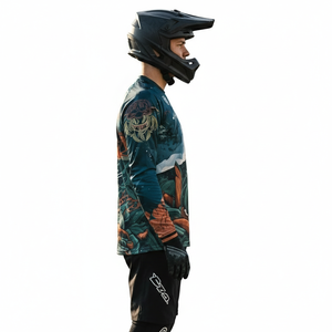 Maillot de VTT personnalisé en polyester, imprimé couleur, respirant, séchage rapide, léger, pour été et hiver, vêtements de sport disponibles à prix raisonnable - Product Image 3