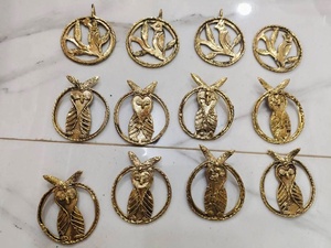 Pendentifs et décorations murales en laiton fait main Dokra Bohemia |   Breloques de bijoux tribaux en fonte à la cire perdue |   Fournitures d'artisanat ethnique en gros - Product Image 6