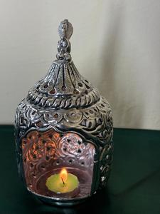 Farol Colgante Decorativo de Metal Hecho a Mano, Grabado a Mano, Portavelas Personalizado para el Hogar, Bodas, Eventos y Esculturas - Product Image 1