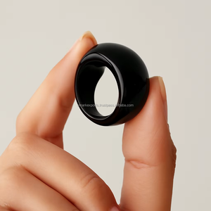 แหวนเขาควายธรรมชาติสีดำเป็นมิตรต่อสิ่งแวดล้อมทำมือวงกว้างเครื่องประดับผู้ชายผู้หญิงขัดเงาเรียบมีสไตล์ทนทาน - Product Image 1