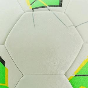 Ballon de football de haute qualité en PVC et PU pour entraînement, usage intérieur/extérieur, matchs sportifs, fabrication OEM directe d'usine - Product Image 2