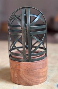 Nouvel arrivage de brûleur d'encens fini or et métal désodorisant pour chambre et bureau brûleur d'encens de table - Product Image 3