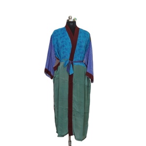 ชุดกิโมโนผ้าไหมสไตล์วินเทจทำมือจากอินเดีย สำหรับผู้หญิง ใส่สบาย ระบายอากาศได้ดี เหมาะสำหรับใส่นอน - Product Image 1