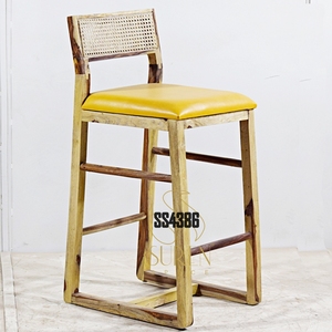 Dernière chaise de bar haute de concepteur fait à la main chaise de canne en bois massif de concepteur commercial hôtels et chaise de bar - Product Image 1