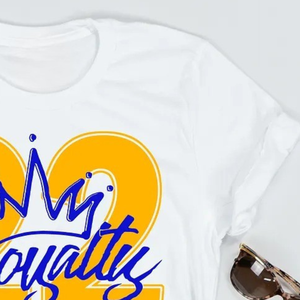 T-shirt Rhoyalty '22, couleur blanche, avec lettres grecques personnalisées imprimées, manches courtes, col rond, décontracté, mode d'été pour sororité - Product Image 4