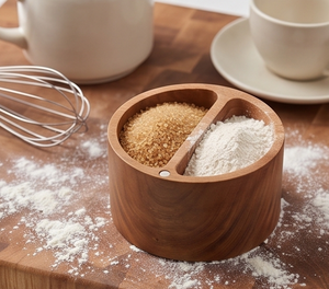 Boîte en bois pour sel, sucre et épices avec couvercle et séparateur interne, ustensile de cuisine durable, idéal pour les mariages, les hôtels et les fêtes - Product Image 4