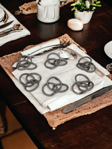 Vente chaude Unique De Luxe Ronds De Serviette Bois Papier Table De Mariage Centres De Table Fer Métal Fil Ronds De Serviette Parties Nouveau Printemps - Product Image 3