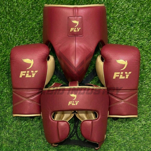 Set de Guantes de Boxeo MMA Fly Superlace, Protector de Cabeza, Protector Inguinal y Protector de Pene de Cuero Genuino Personalizado - Product Image 1