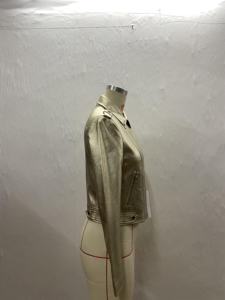 Veste en cuir pour femme style motard avec fermeture éclair latérale, 2 poches latérales zippées, sangle à boutons, garniture en fourrure de mouton, écologique, respirante, coupe-vent - Product Image 3