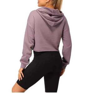 Conjuntos Cortos Personalizados OEM para Mujer, Conjunto de Dos Piezas con Bloques de Color, Corte Moderno para Compradores de Ropa Urbana Estadounidense - Product Image 2