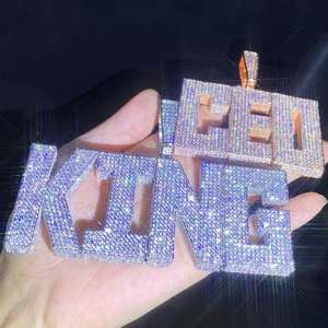 Colgante con inicial personalizada, plata de ley 925, chapado en oro de 14K/18K, moissanita VVS, joyería hip hop para hombre - Product Image 1