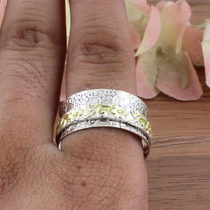 Bague de mariage anti-stress en argent sterling 925 avec sertissage clos, pour femme, fine, rotative, minimaliste, avec perle anti-stress - Product Image 1