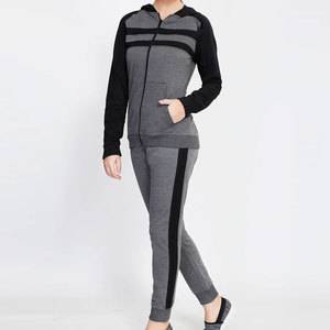 Conjunto Deportivo para Mujer, Estilo Moderno, 100% Algodón Ecológico, con Capucha y Cierre de Cordón, Costuras Resistentes para un Estilo de Vida Activo - Product Image 1