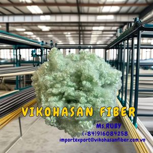 วัสดุใยสังเคราะห์ Vikohasan GRS Staple Fiber โพลีเอสเตอร์รีไซเคิล 100% 15D ลายดิบ 7D ละเอียด 32/ 38/ 51/ 64/ 76 มม. สีเขียว HC วัสดุสำหรับบรรจุ - Product Image 3
