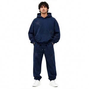 Conjunto Deportivo de 2 Piezas para Hombre, Estilo Hip Hop, Sudadera con Capucha Oversize, Pantalones Jogger, Parches de Estrellas y Cruces, Felpa, Fabricante OEM Personalizado, Venta al Por Mayor - Product Image 2