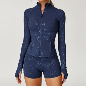 ชุดโยคะแฟชั่นสำหรับผู้หญิง - เสื้อชั้นในกีฬาแบบไร้สายรัดหลัง ซับแรงกระแทก และกางเกงฟิตเนสทรงเข้ารูป - Product Image 3