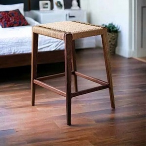 Tabouret en bois écologique de haute qualité, design rustique, fait main, léger, gain de place, meuble de salon, ottoman pour la maison, école - Product Image 2