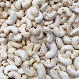 Wholesales Vietnam Cashew <b>Nuts</b> Wholesale W180 Ww320 Ww240 Cashew <b>Nut</b> <b>Kernels</b> Santigo Cashew Vietnam OEM, ODM - Product Image 1
