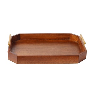 Juego de bandejas de servicio de madera de mango chapadas en oro Mango marrón oscuro Seguro para alimentos Plato de acero MDF personalizado 12x10 Precio de fábrica - Product Image 3
