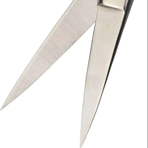 Ciseaux de toilettage du nez en acier inoxydable, outil de coupe de précision, ciseaux à pointe fine pour la coupe des cheveux, pour les soins personnels et le soin du visage - Product Image 4