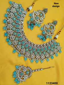 Nouveau Collier Ras-du-Cou Fantaisie en Alliage Plaqué Or avec Perles Florales et Perles Kundan, Style Ethnique Traditionnel pour Mariage Féminin - Product Image 6