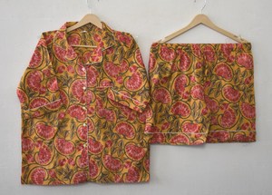 Conjunto de Pijama de Verano para Mujer con Estampado Floral Amarillo Mostaza Vibrante, con Bolsa de Viaje a Juego, Transpirable, de Secado Rápido, de Algodón - Product Image 5