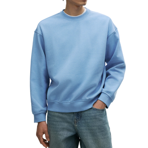 เสื้อสเวตเชิ้ตคอกลมคลาสสิกสำหรับผู้ชาย ผลิตจากผ้าทนทานและสวมใส่สบายตลอดวัน - Product Image 4