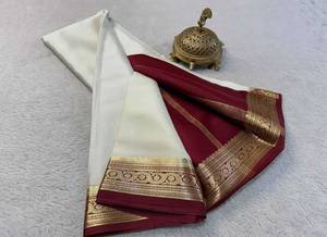 Sari en soie pure de Mysore pour femmes - Product Image 2