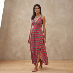 Vestido maxi bohemio sin mangas con cuello en V y abertura alta, estampado geométrico, de rayón tejido, corte A, cintura imperio, para uso diario de verano. - Product Image 3