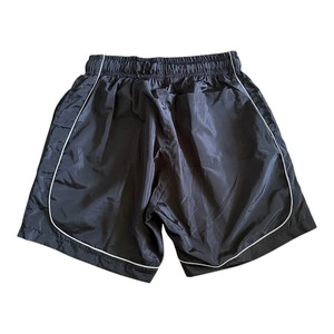Shorts pour hommes en polyester noir à séchage rapide avec cordon de serrage à la taille et bordure blanche, vêtements de sport décontractés - Product Image 5