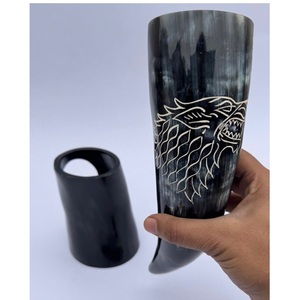 Copa Vikinga Hecha a Mano con Soporte, Grabada con Cabeza de Lobo, para Cerveza, Sidra o Cerveza Alemana - Product Image 5