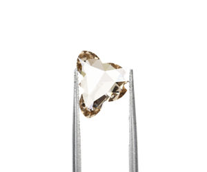 OM GEMS Diamante Cultivado en Laboratorio de 2.0 Ct con Corte Mariposa, Color Champán, Certificado IGI, Corte Excelente, para Joyería - Product Image 4