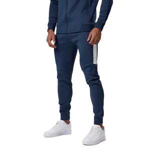 Conjunto de chándal de moda de dos piezas de alta calidad personalizado, ajuste cómodo, tejido ligero, ropa deportiva cómoda para todo el día - Product Image 5