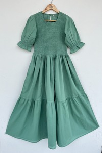 Robe longue en coton vert uni pour femme, avec corsage smocké, manches à volants, robe longue à plusieurs niveaux, robe décontractée d'été, robe bohème - Product Image 1