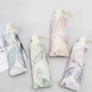 Parasole per protezione solare con ricamo in pizzo con motivo a foglia - Product Image 1