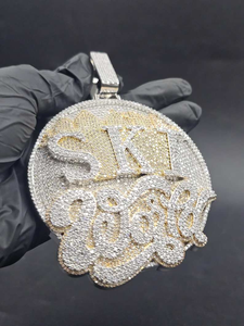 Collar de Hip Hop con Colgante de Calavera y Monedas con Incrustaciones de Moissanita, en Oro y Plata Bicolor, Joyería de Lujo y de Alta Gama, Regalo de Moda Masculina para Él - Product Image 2