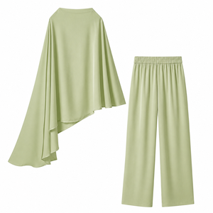 Conjunto de 2 Piezas para Mujer, Top Corto sin Mangas y Pantalones Cortos hasta la Rodilla, Tela Satén Transpirable, Moda de Verano, Logotipo Personalizado - Product Image 3