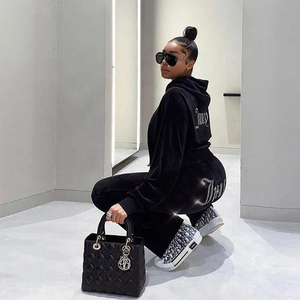 Ensemble de survêtement décontracté Y2K en velours avec logo personnalisé en strass, 2 pièces, pour femmes - Product Image 1